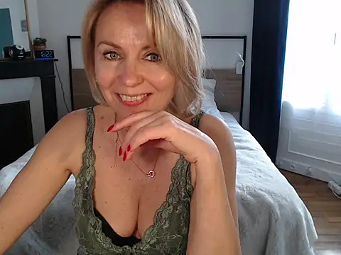 ADreamLady online show from 03/25/26, 03:22
