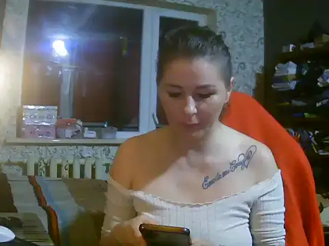 Snapshot of Valerivv chatting on 05/18/26, 08:02 Valerivv online show from 05/18/26, 08:02