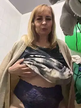 Irina2909xh online show from 04/06/26, 11:28