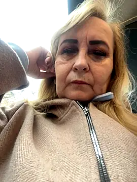 Irina2909xh online show from 11/27/25, 10:59