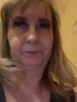 Irina2909xh online show from 03/09/26, 11:30