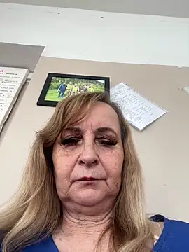 Snapshot of Irina2909@xh chatting on 06/15/26, 08:47 Irina2909xh online show from 06/15/26, 08:47