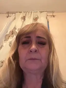 Irina2909xh online show from 10/25/25, 10:54