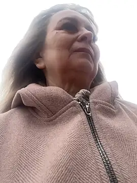 Irina2909xh online show from 03/19/26, 01:44