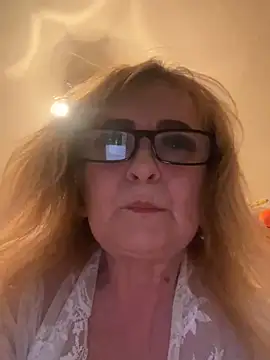 Irina2909xh online show from 04/03/26, 06:47