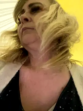 Irina2909xh online show from 10/30/25, 03:31