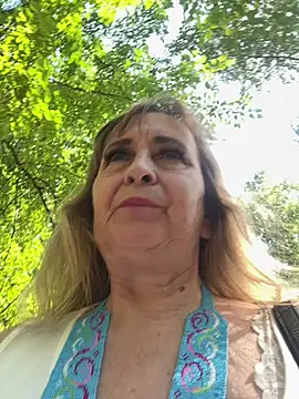 Snapshot of Irina2909@xh chatting on 07/16/26, 12:13 Irina2909xh online show from 07/16/26, 12:13