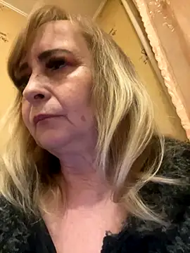 Irina2909xh online show from 11/04/25, 11:08