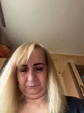 Irina2909xh online show from 12/01/25, 08:48