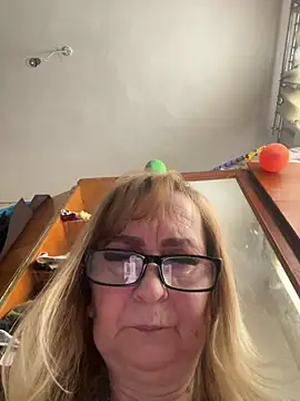 Irina2909xh online show from 02/07/26, 10:12