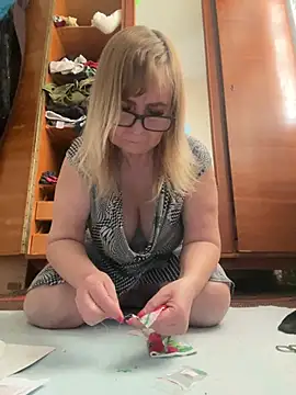 Irina2909xh online show from 02/08/26, 10:46