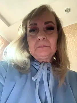 Irina2909xh online show from 11/19/25, 12:16