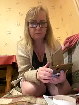 Irina2909xh online show from 12/18/25, 01:22