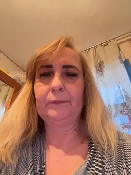 Irina2909xh online show from 12/05/25, 12:37