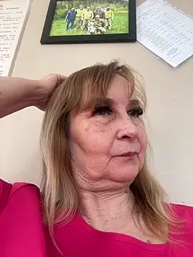 Irina2909xh online show from 02/24/26, 12:17