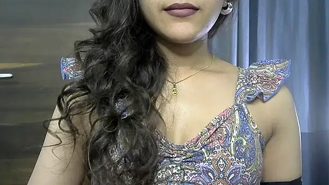 Snapshot of selen_5 chatting on 09/23/25, 06:48 selen 5 online show from 09/23/25, 06:48