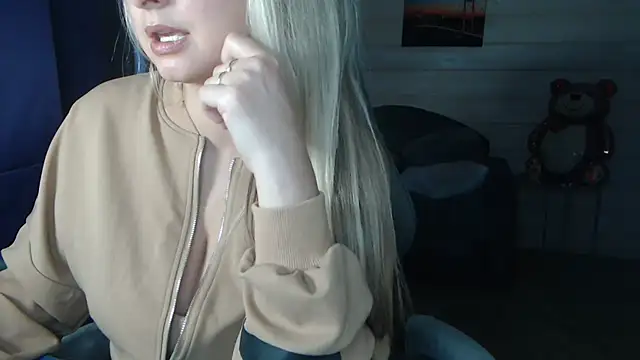 RubiLakros online show from 03/26/26, 03:54