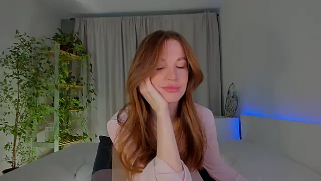 Masha 01 online show from 10/12/25, 01:12