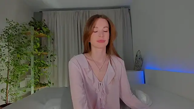 Masha 01 online show from 09/29/25, 02:23