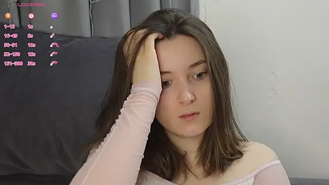 BeckyMartens online show from 11/11/25, 02:17