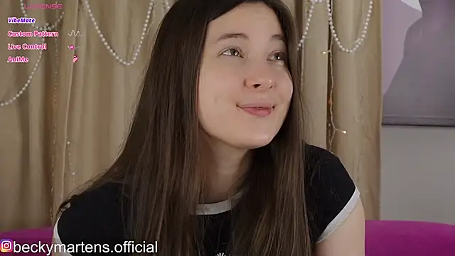 BeckyMartens online show from 05/17/26, 03:39