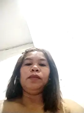 Snapshot of sweetvanna chatting on 04/28/26, 08:24 sweetvanna online show from 04/28/26, 08:24