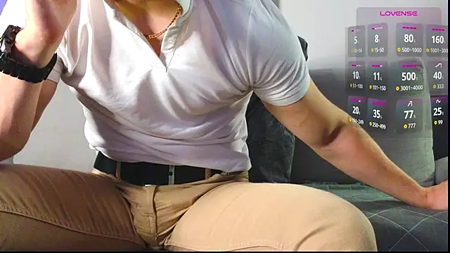 S3Xyes online show from 10/17/25, 03:58