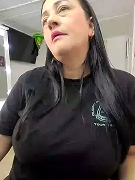 Ameliarizo online show from 10/07/25, 10:11