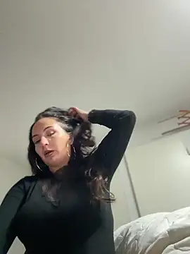 itsCassie online show from 12/16/25, 08:46