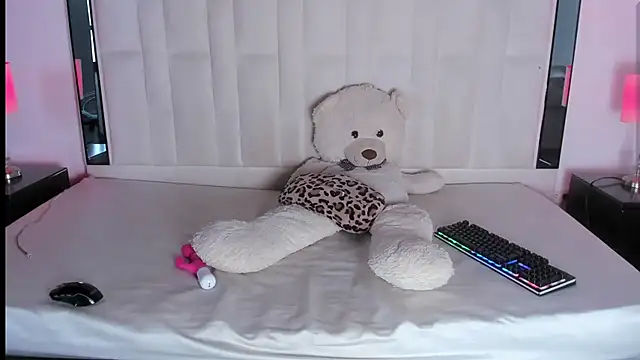 valentina fi online show from 11/04/25, 12:53