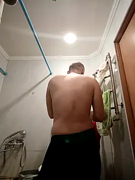 Sam Colt online show from 12/18/25, 07:35