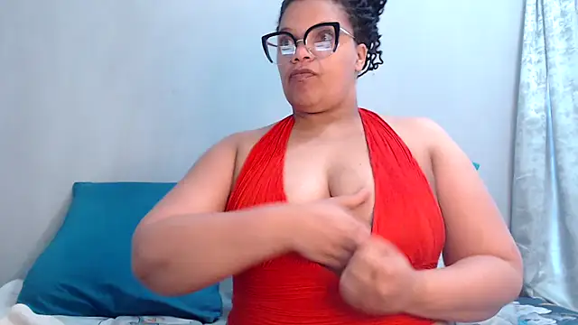 Lustfuleyez online show from 11/19/25, 06:46