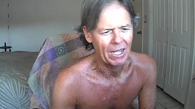 Snapshot of nakeedcowboi65 chatting on 05/16/26, 12:20 nakeedcowboi65 online show from 05/16/26, 12:20