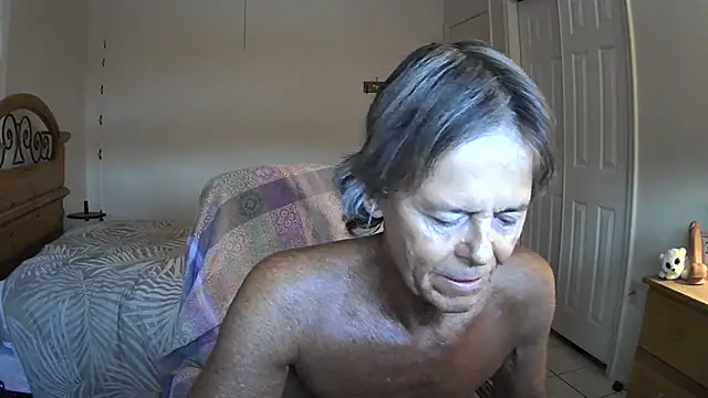 Snapshot of nakeedcowboi65 chatting on 07/09/26, 11:10 nakeedcowboi65 online show from 07/09/26, 11:10