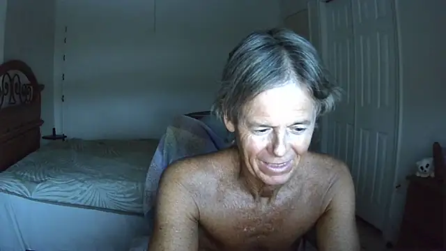 Snapshot of nakeedcowboi65 chatting on 07/14/26, 12:10 nakeedcowboi65 online show from 07/14/26, 12:10