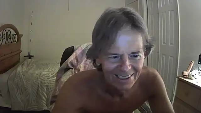 Snapshot of nakeedcowboi65 chatting on 05/29/26, 12:38 nakeedcowboi65 online show from 05/29/26, 12:38