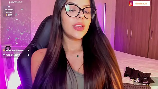 Snapshot of salome__11 chatting on 03/11/25, 03:25 salome  11 online show from 03/11/25, 03:25