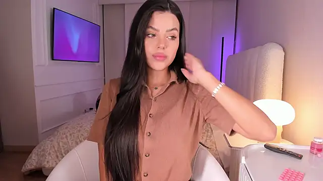 salome  11 online show from 11/07/25, 01:43