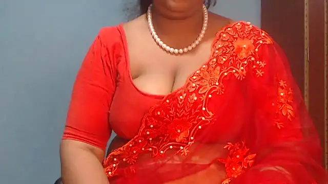 Snapshot of naughtyboobs38dd chatting on 05/31/26, 04:24 naughtyboobs38dd online show from 05/31/26, 04:24