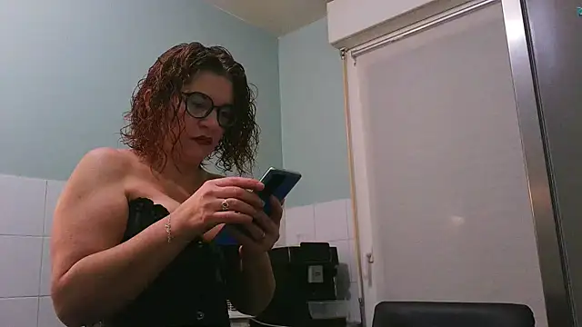 jennylovence online show from 11/24/25, 08:14