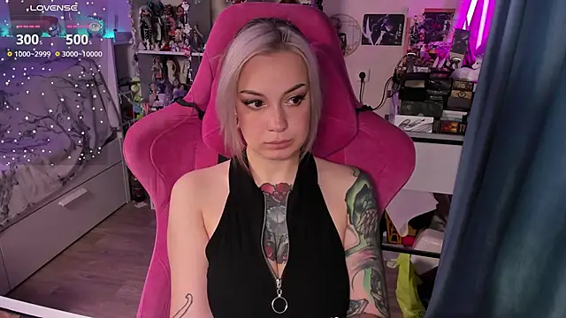 Snapshot of ChloeKohaku chatting on 02/05/26, 04:08 ChloeKohaku online show from 02/05/26, 04:08