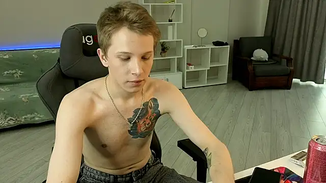 arlekincrop online show from 11/22/25, 05:06