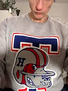 maciej online show from 12/21/25, 03:36