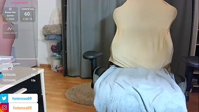 Hotenza69 online show from 04/14/26, 07:52