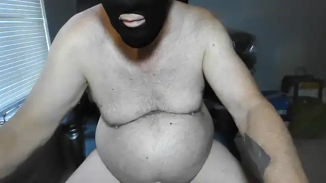 Snapshot of CBTluver chatting on 10/30/25, 05:21 CBTluver online show from 10/30/25, 05:21