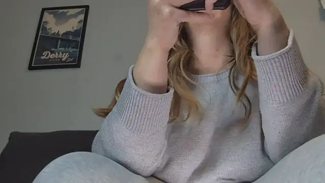 MissMera online show from 12/12/24, 07:52