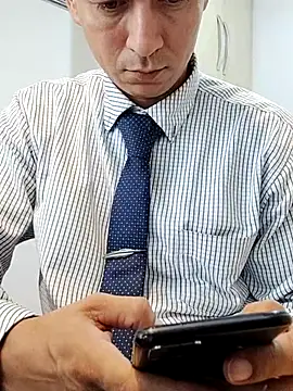Snapshot of Business_dickkk chatting on 03/03/25, 04:15 Business dickkk online show from 03/03/25, 04:15