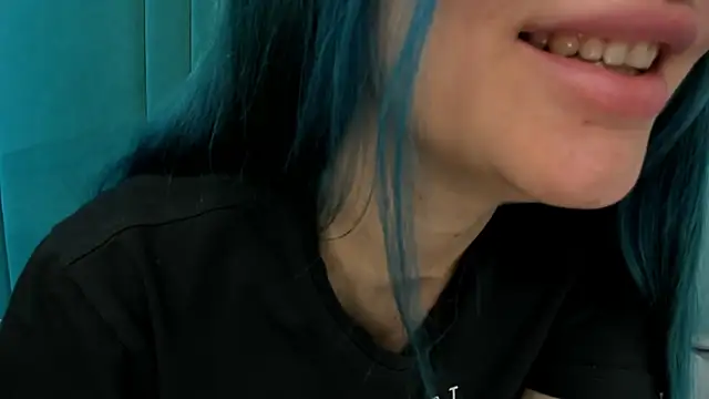 Snapshot of JuliaBusty chatting on 01/09/26, 04:52 JuliaBusty online show from 01/09/26, 04:52