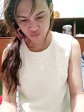 QueenSoreal online show from 02/12/26, 09:14