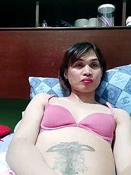 QueenSoreal online show from 02/22/26, 06:09